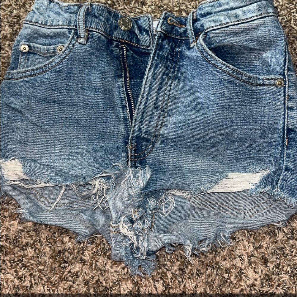 Size 0 shorts